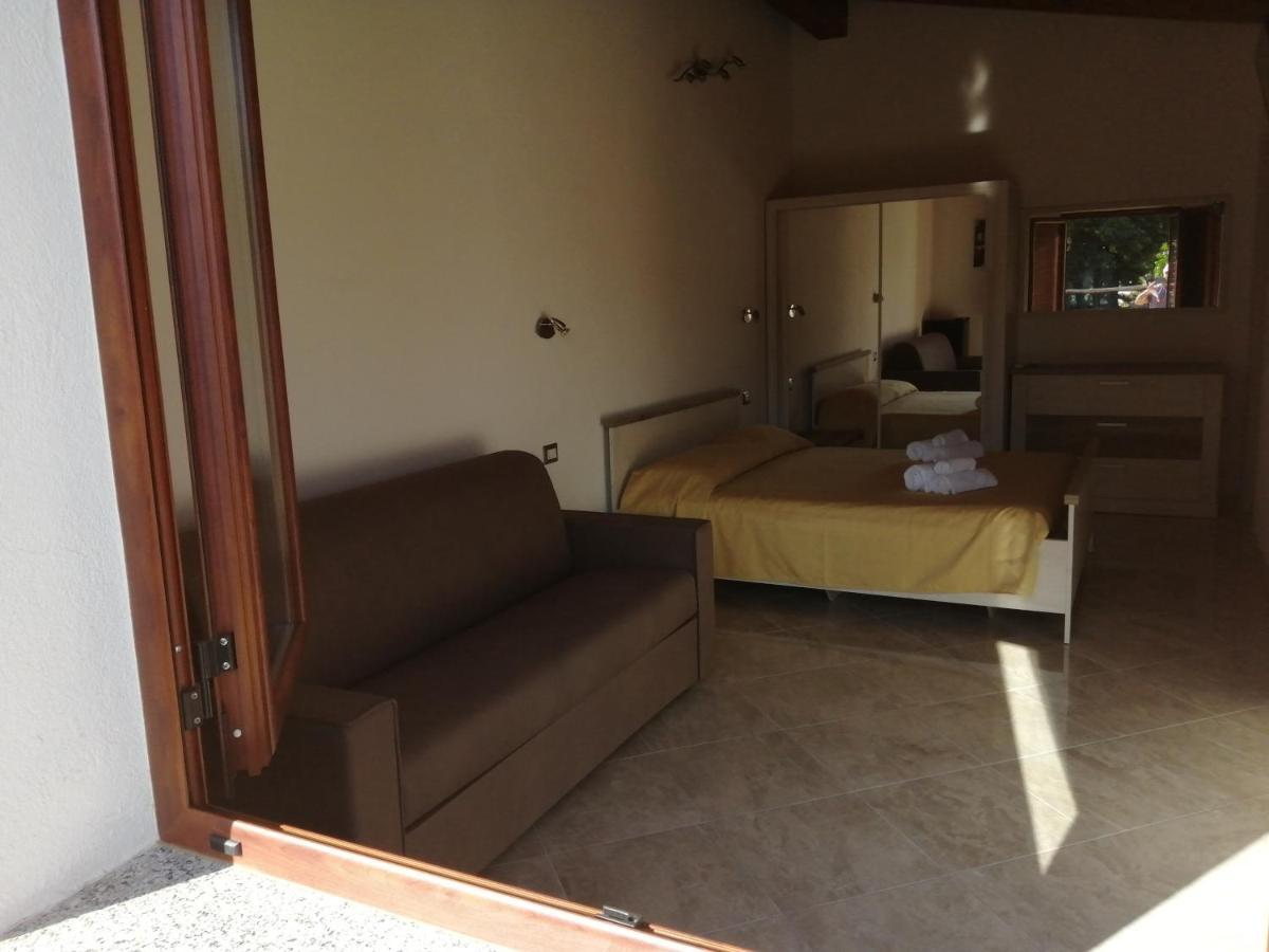 Bed and Breakfast Il Frutteto Торре-делле-Стелле Екстер'єр фото